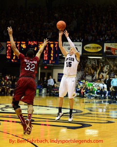 Butler's Rotnei Clarke shoots against Temple.