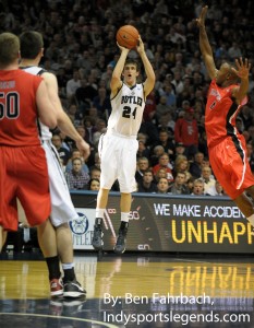 Kellen Dunham scored 26 points against Chattanooga. Pictured here from a game last season.