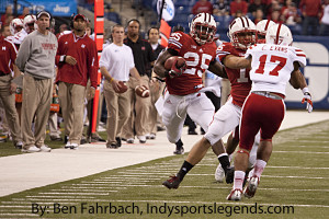 Wisconsin's Melvin Gordon (25) is having a breakout year.