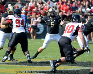 Danny Etling throws against Northern Illinois.