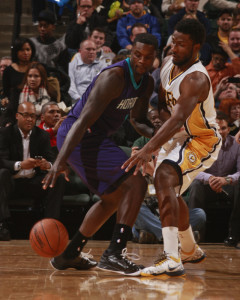 Lance Stephenson is guarded by Solomon Hill in his return to Bankers Life Fieldhouse. (Photo by Pacers Sports and Entertainment)